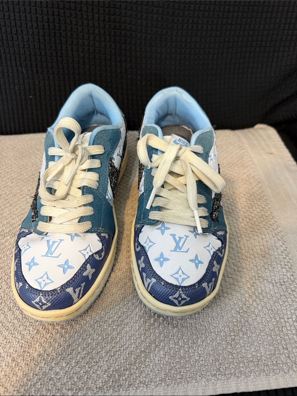 Louis Vuitton Kids Blue & Cream Monogram Low-Top Sneakers